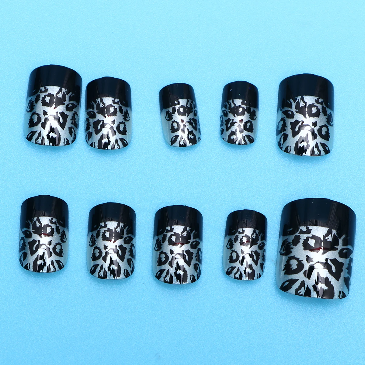 24 Pcs Long Fake Nails Stickers Waterproof Nail Pieces Women DIY Creative Holiday Party Accessories Nail Art Decals
24 Pcs Long Fake Nails Stickers Waterproof Nail Pieces Women DIY Creative Holiday Party Accessories Nail Art Decals