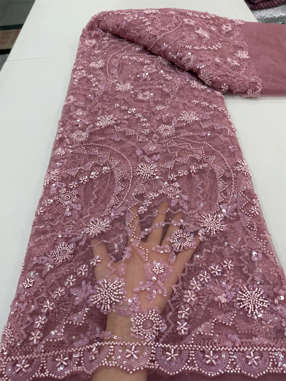 African Nigerian Sequins Embroidery Tulle Lace Fabric, Sewing Beads Stone Prom Dresses, High Quality, 5Yards, 2025 jy396
African Nigerian Sequins Embroidery Tulle Lace Fabric, Sewing Beads Stone Prom Dresses, High Quality, 5Yards, 2025 jy396