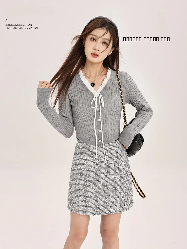 ay Knitted V-Ne Belted Slimming Base irt Yang PaoPao Korean Sle Long Sve Button up Casual Faion Women's Cardigan
ay Knitted V-Ne Belted Slimming Base irt Yang PaoPao Korean Sle Long Sve Button up Casual Faion Women's Cardigan