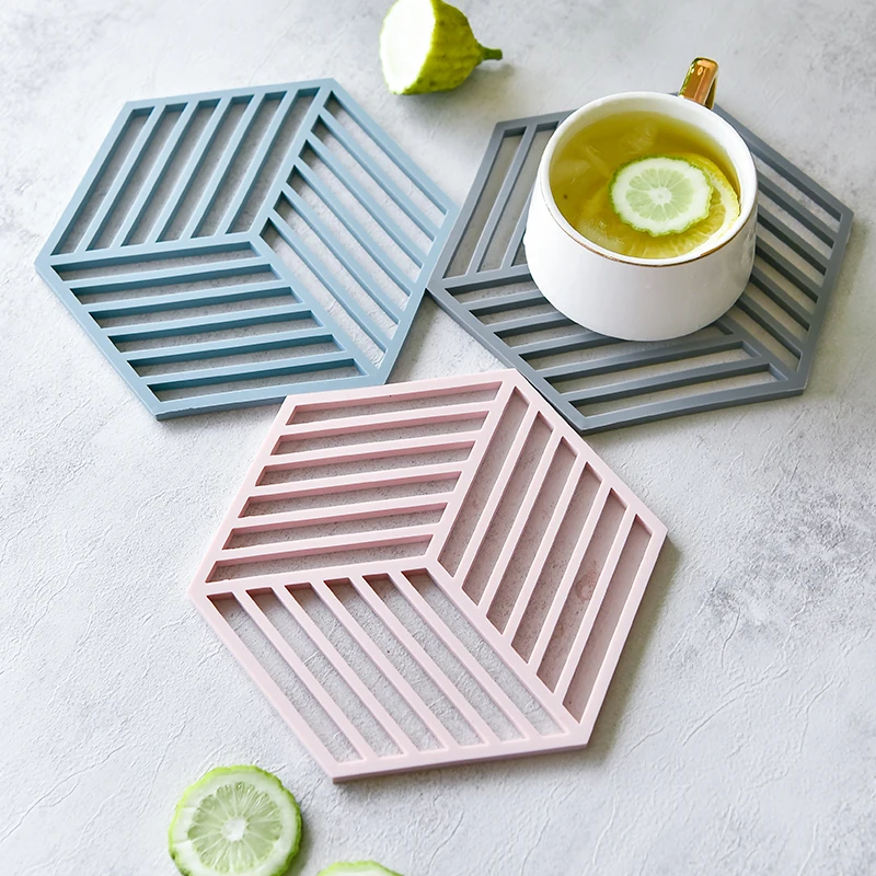 Multifunctional Round /pattern / Heat-resistant Holder Anti Slip Pot Table Pad Kitchen Accessories Tools Silicone Cup
Multifunctional Round /pattern / Heat-resistant Holder Anti Slip Pot Table Pad Kitchen Accessories Tools Silicone Cup