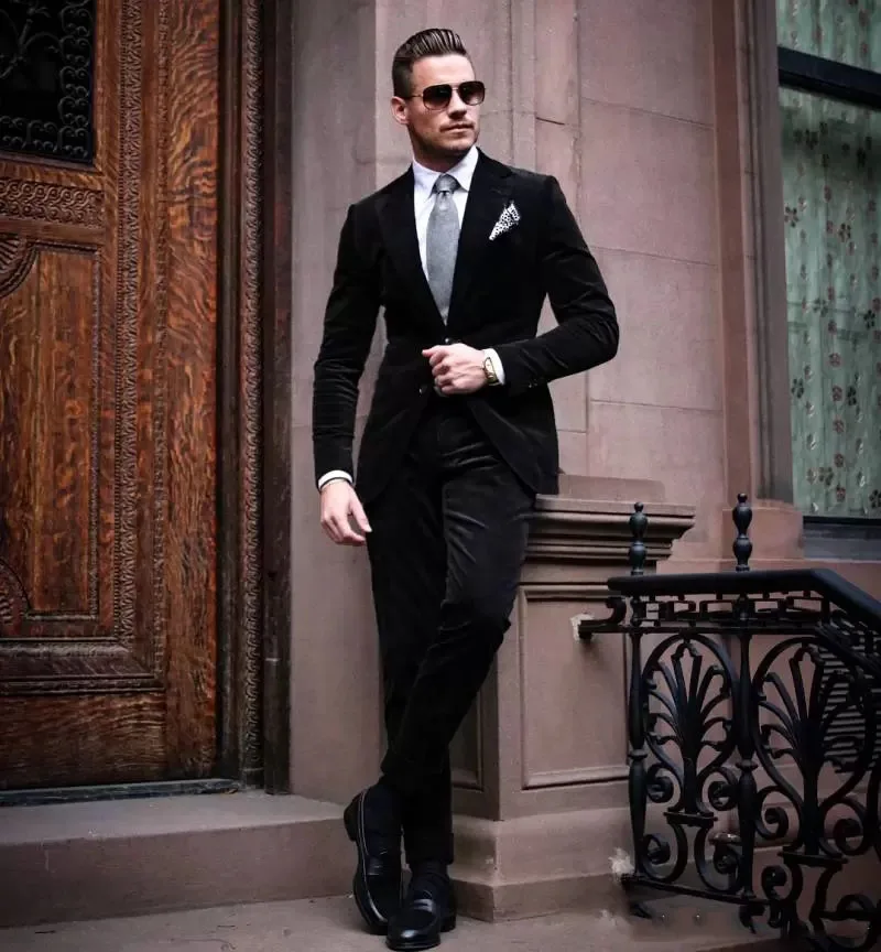 Men's Velvet Tuxedo Slim Fit Men's Wedding Suit Two Buttons Groom Wear Two Custom Formal Suits (Jacket + Pants) 
Men's Velvet Tuxedo Slim Fit Men's Wedding Suit Two Buttons Groom Wear Two Custom Formal Suits (Jacket + Pants)