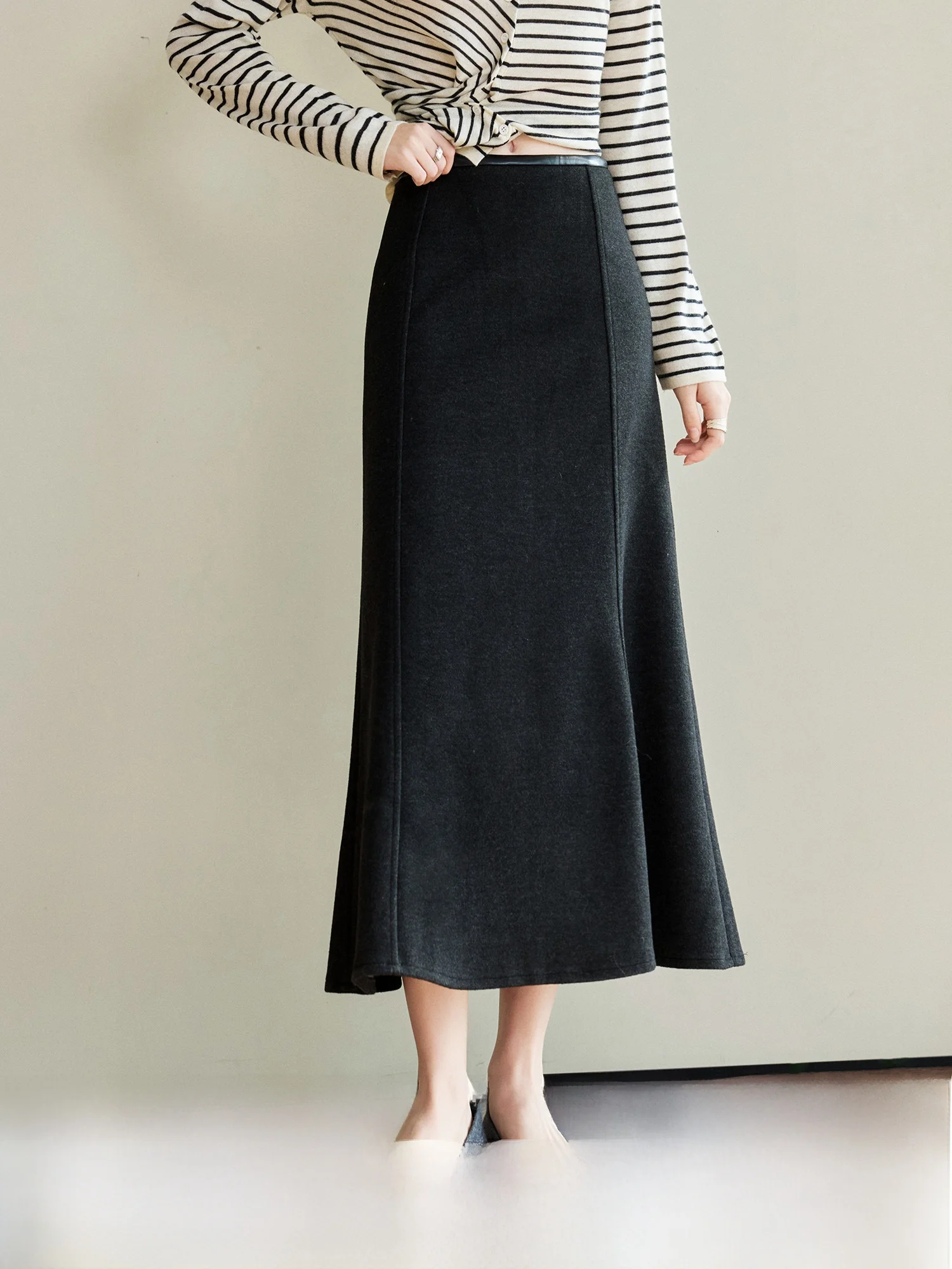 Ele Commute Polyester Wool Blend Fi Tail Skirt Women's Spring Skirts High Waist A-Line Skirt Simple Sle Office Skirts
Ele Commute Polyester Wool Blend Fi Tail Skirt Women's Spring Skirts High Waist A-Line Skirt Simple Sle Office Skirts