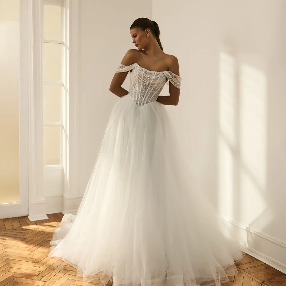 Customized Off Shoulder Lace Applique Tulle Ball Gown Wedding Dress Sweetheart Corset Back Princess Bridal Dress for Brides
Customized Off Shoulder Lace Applique Tulle Ball Gown Wedding Dress Sweetheart Corset Back Princess Bridal Dress for Brides