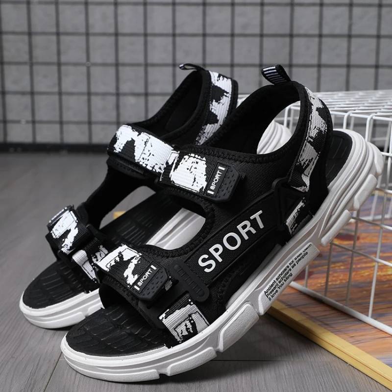 Basic Fashion Men Summer Sandals All Match Anti Slip Feature Classic Style for Daily Casual Wearing Outfits
Basic Fashion Men Summer Sandals All Match Anti Slip Feature Classic Style for Daily Casual Wearing Outfits