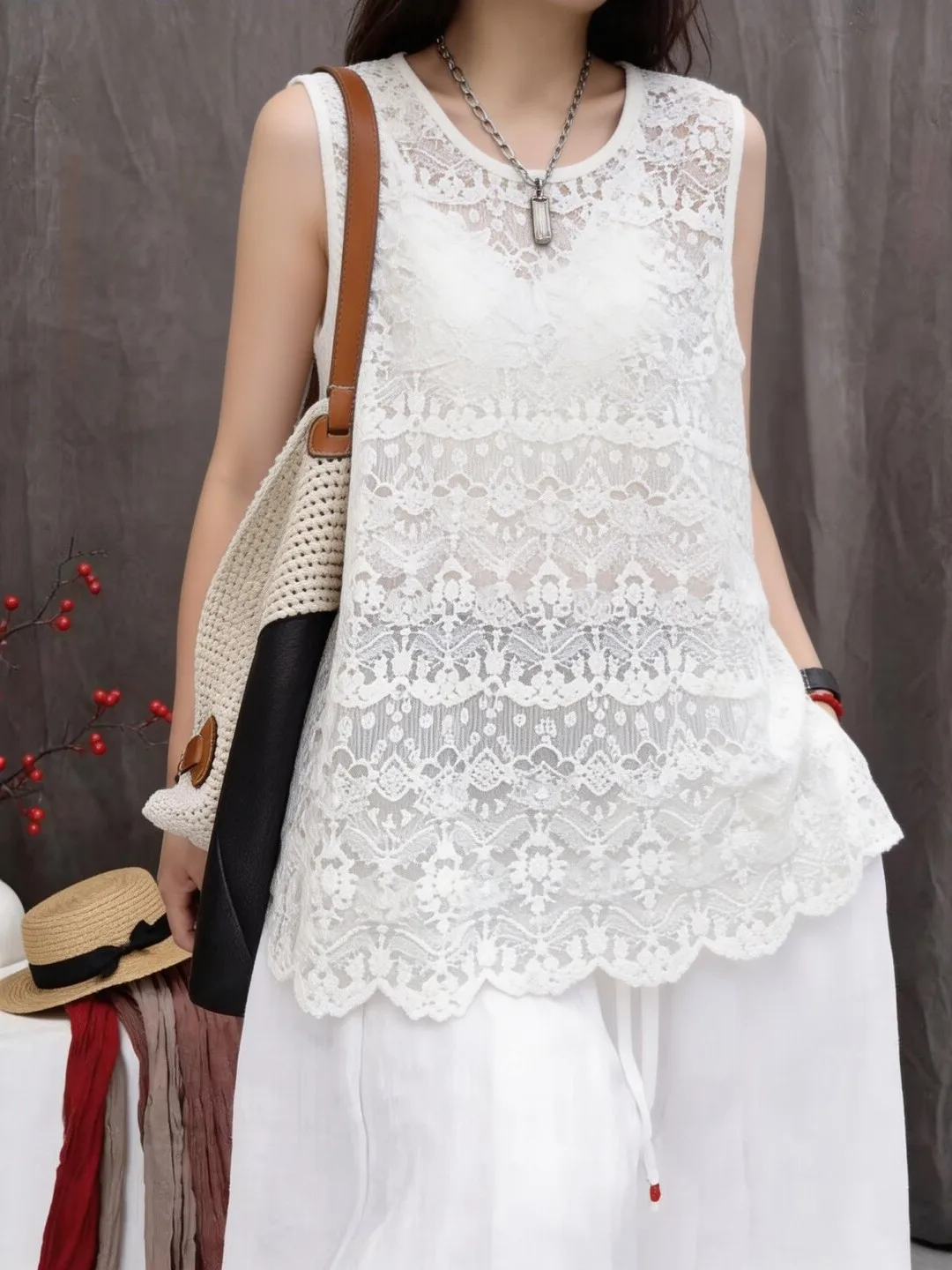 French Style Lace Hook Flower Base Shirt Women's plus Size Slimming Sleeveless Vest Top Breathable Casual Summer Fashion
French Style Lace Hook Flower Base Shirt Women's plus Size Slimming Sleeveless Vest Top Breathable Casual Summer Fashion
