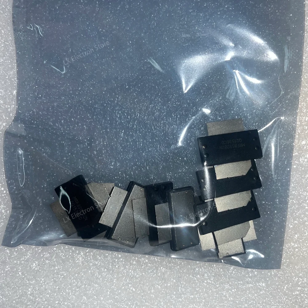 1 шт. MRF8S9260HS MRF8S9202GN MRF8S23120H MRF8S9200N MRF8S21140H MRF8S21200H MRF8S9232N MRF8S18260HS MRF8S21120HS MRF8S21120H
1 шт. MRF8S9260HS MRF8S9202GN MRF8S23120H MRF8S9200N MRF8S21140H MRF8S21200H MRF8S9232N MRF8S18260HS MRF8S21120HS MRF8S21120H