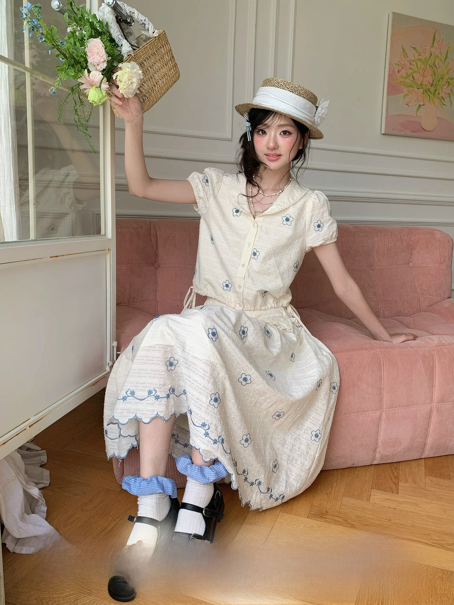 Sweet Floral Embroidery Set Women's Summer Square Collar Sash Long Dress Two-Piece Set Breathable Cotton Polyester Blend Shor...
Sweet Floral Embroidery Set Women's Summer Square Collar Sash Long Dress Two-Piece Set Breathable Cotton Polyester Blend Shor...