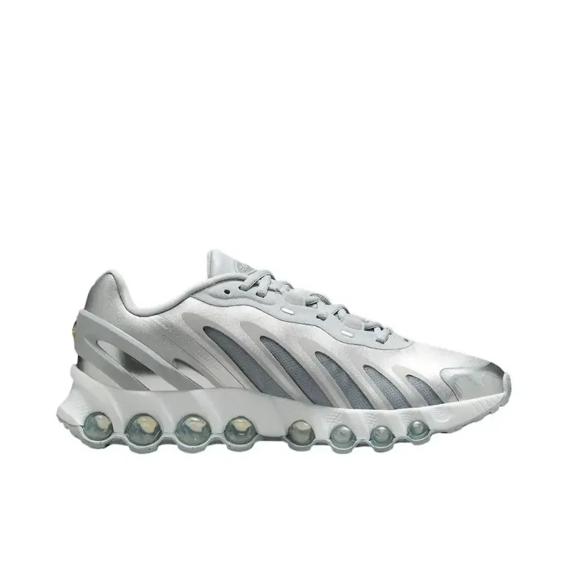 Nike Air Max DN8 Мужчины Женщины Серебристый Серый Модные Дышащие Амортизирующие Ретро Кроссовки Унисекс на Воздушной Подушке HF5509-001
Nike Air Max DN8 Мужчины Женщины Серебристый Серый Модные Дышащие Амортизирующие Ретро Кроссовки Унисекс на Воздушной Подушке HF5509-001