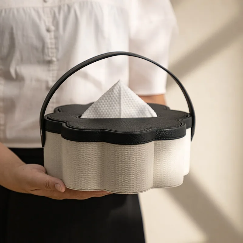 Creative Petal-shaped PU Leather Tissue Box Nordic Minimalist Luxury Room Tabletop Paper Drawer Hotel Decoration Ornaments
Creative Petal-shaped PU Leather Tissue Box Nordic Minimalist Luxury Room Tabletop Paper Drawer Hotel Decoration Ornaments