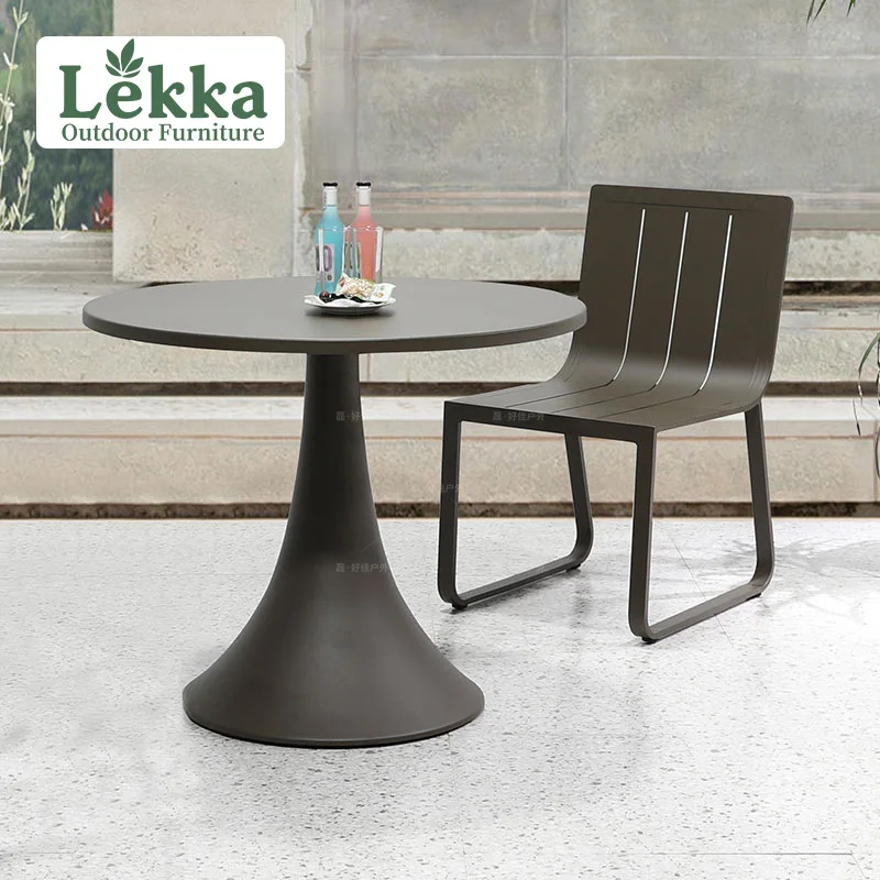 Customized outdoor tables and chairs B & B garden villa cafe one table and two chairs hotel all aluminum alloy balcony tea table
Customized outdoor tables and chairs B & B garden villa cafe one table and two chairs hotel all aluminum alloy balcony tea table
