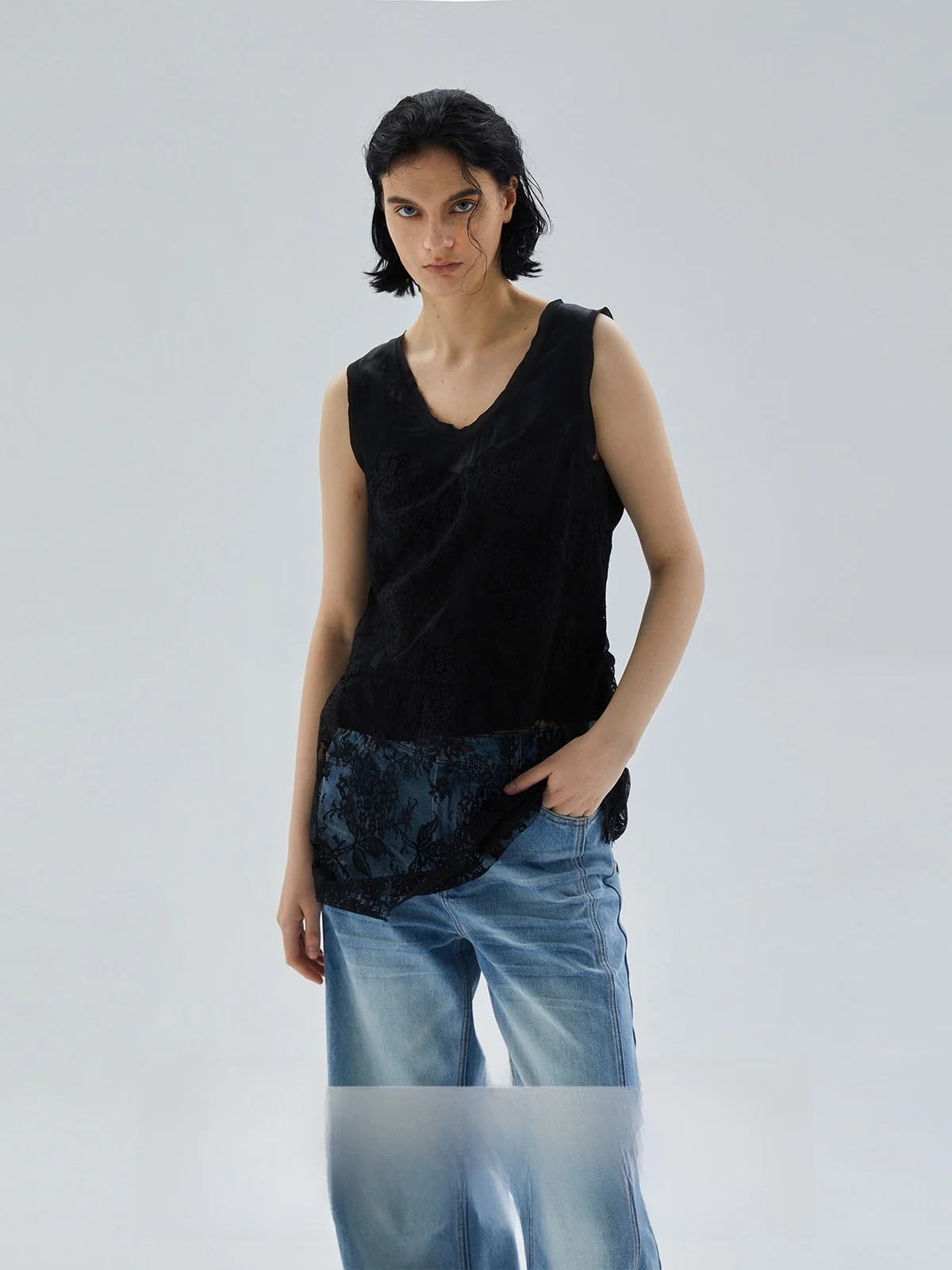 Square Circle Glossy Acetate Lace Patchwork V-ne Summer Top Women's Original Design Straight Cut Single Piece Faion
Square Circle Glossy Acetate Lace Patchwork V-ne Summer Top Women's Original Design Straight Cut Single Piece Faion