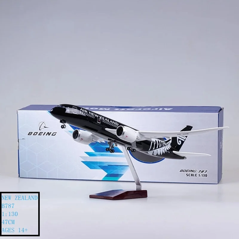 Новый 47 см B787 New Zealand Airlines 787, литая под давлением смола, модель самолетов W, фонари и колеса, база для коллекции фанатов, домашний дисплей
Новый 47 см B787 New Zealand Airlines 787, литая под давлением смола, модель самолетов W, фонари и колеса, база для коллекции фанатов, домашний дисплей