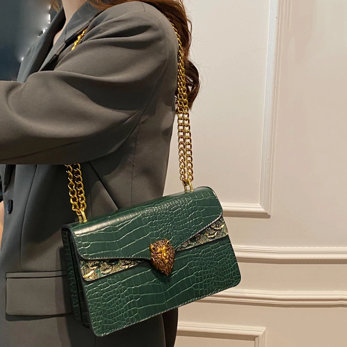 Famous Designer Diaper Bag Ladies Messenger Bag Crossbody Shoulder Luxury Brand Paris Fashion Elegant Leather
Famous Designer Diaper Bag Ladies Messenger Bag Crossbody Shoulder Luxury Brand Paris Fashion Elegant Leather