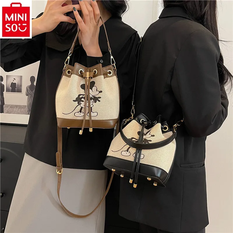 MINISO Disney Mickey Printed Handbag for Women's Fashion and Casual High Quality Canvas Large Capacity Drawstring Bucket Bag
MINISO Disney Mickey Printed Handbag for Women's Fashion and Casual High Quality Canvas Large Capacity Drawstring Bucket Bag