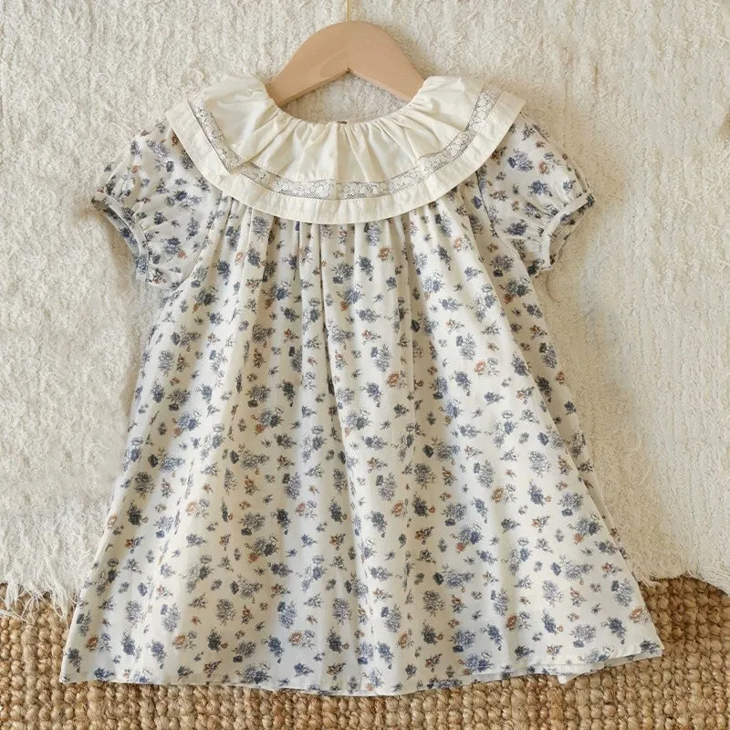 baby dress Sweet floral patterned short sleeved dress Country style cotton Girl's collar print dress
baby dress Sweet floral patterned short sleeved dress Country style cotton Girl's collar print dress