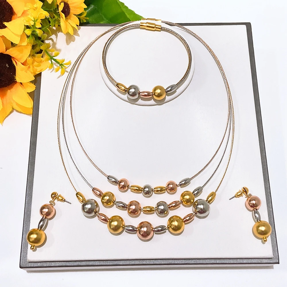 18K Gold Plated wedding jewelry set woman Luxury Round Pendant Exquisite Necklace earrings Bracelet Ring accessories
18K Gold Plated wedding jewelry set woman Luxury Round Pendant Exquisite Necklace earrings Bracelet Ring accessories