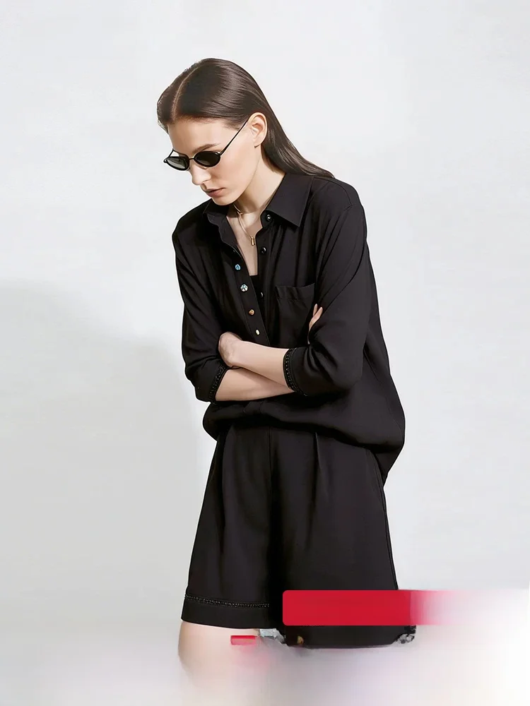 Spring New Casual Style Loose Women's Shirt Collar Stand Neck Button Color Block Hollow out Lace Long Sleeve Top
Spring New Casual Style Loose Women's Shirt Collar Stand Neck Button Color Block Hollow out Lace Long Sleeve Top
