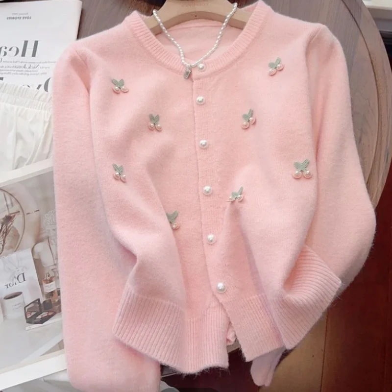 Small Fragrant Wind Round Neck Sweet Cute 2024 Sweater Coat New Gentle Spring and Autumn Winter Cardigan Short Pearl Knit Top
Small Fragrant Wind Round Neck Sweet Cute 2024 Sweater Coat New Gentle Spring and Autumn Winter Cardigan Short Pearl Knit Top