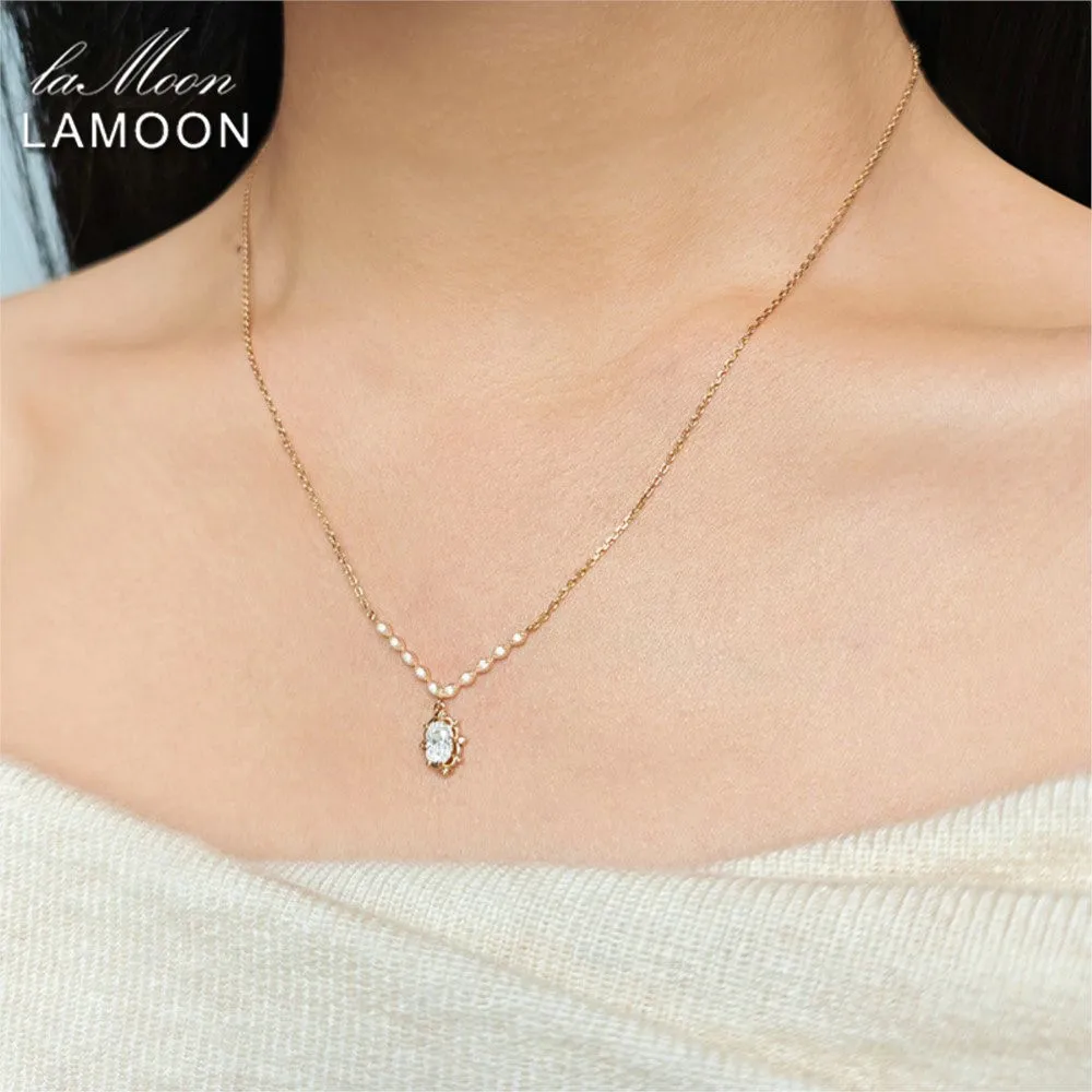 LAMOO Fashion Moissanite Pendant Necklace For Women Exqusite 925 Sterling Silver Cubic Zircon Gold Plated Fine Jewelry Gift 
LAMOO Fashion Moissanite Pendant Necklace For Women Exqusite 925 Sterling Silver Cubic Zircon Gold Plated Fine Jewelry Gift