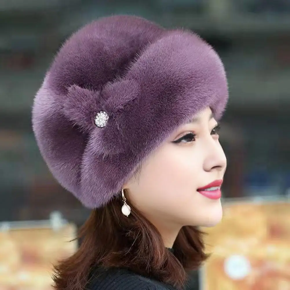 Foldable Winter Hat Stylish Mid-aged Women's Winter Hat With Plush Faux Fur Rhinestone Decor Windproof Design For Outdoor
Foldable Winter Hat Stylish Mid-aged Women's Winter Hat With Plush Faux Fur Rhinestone Decor Windproof Design For Outdoor