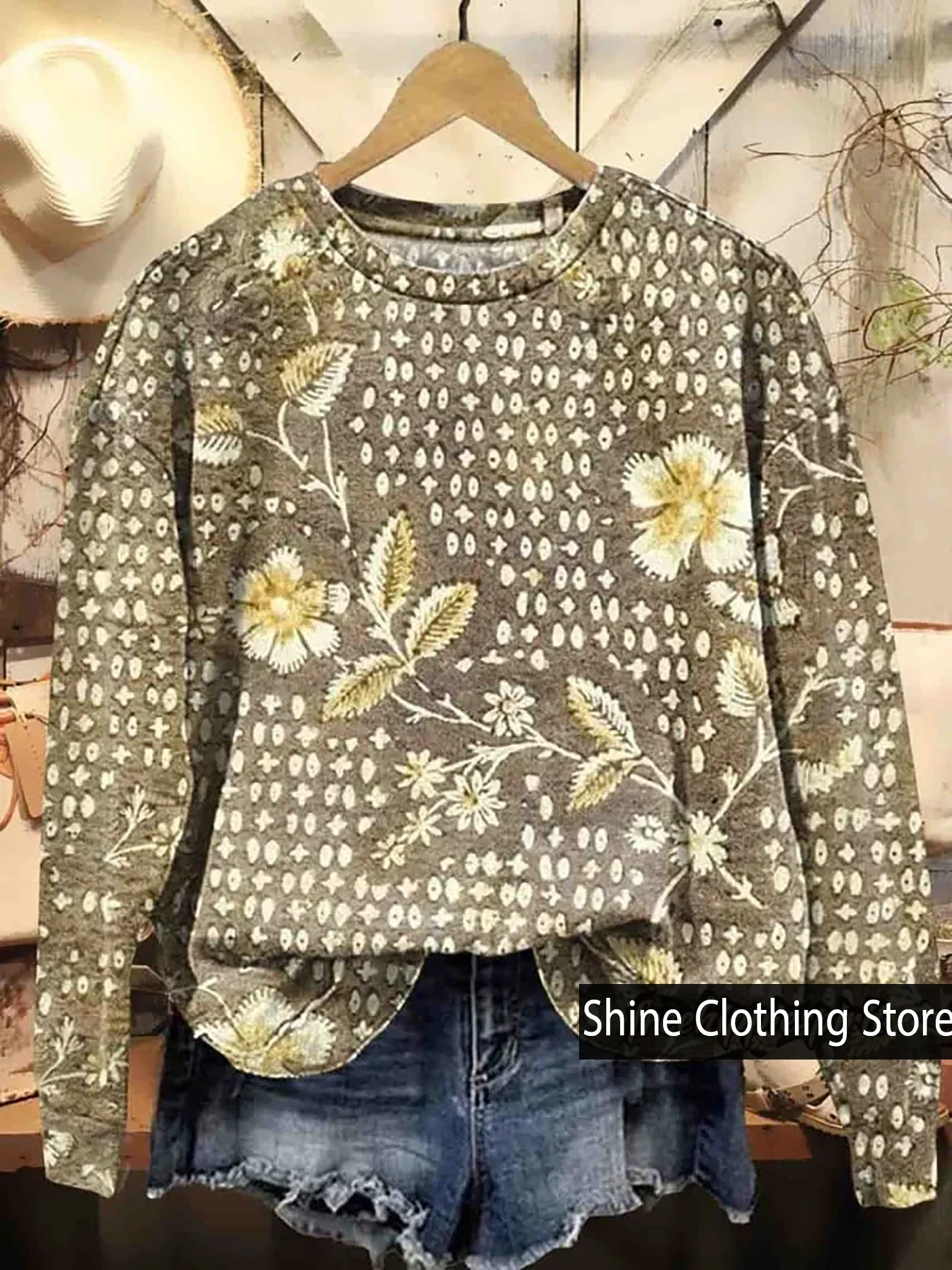 New Women's Ethnic Vintage Floral Texture Pattern Casual Crew Neck Sweatshirt Comfortable Tops for Women,women's clothing
New Women's Ethnic Vintage Floral Texture Pattern Casual Crew Neck Sweatshirt Comfortable Tops for Women,women's clothing