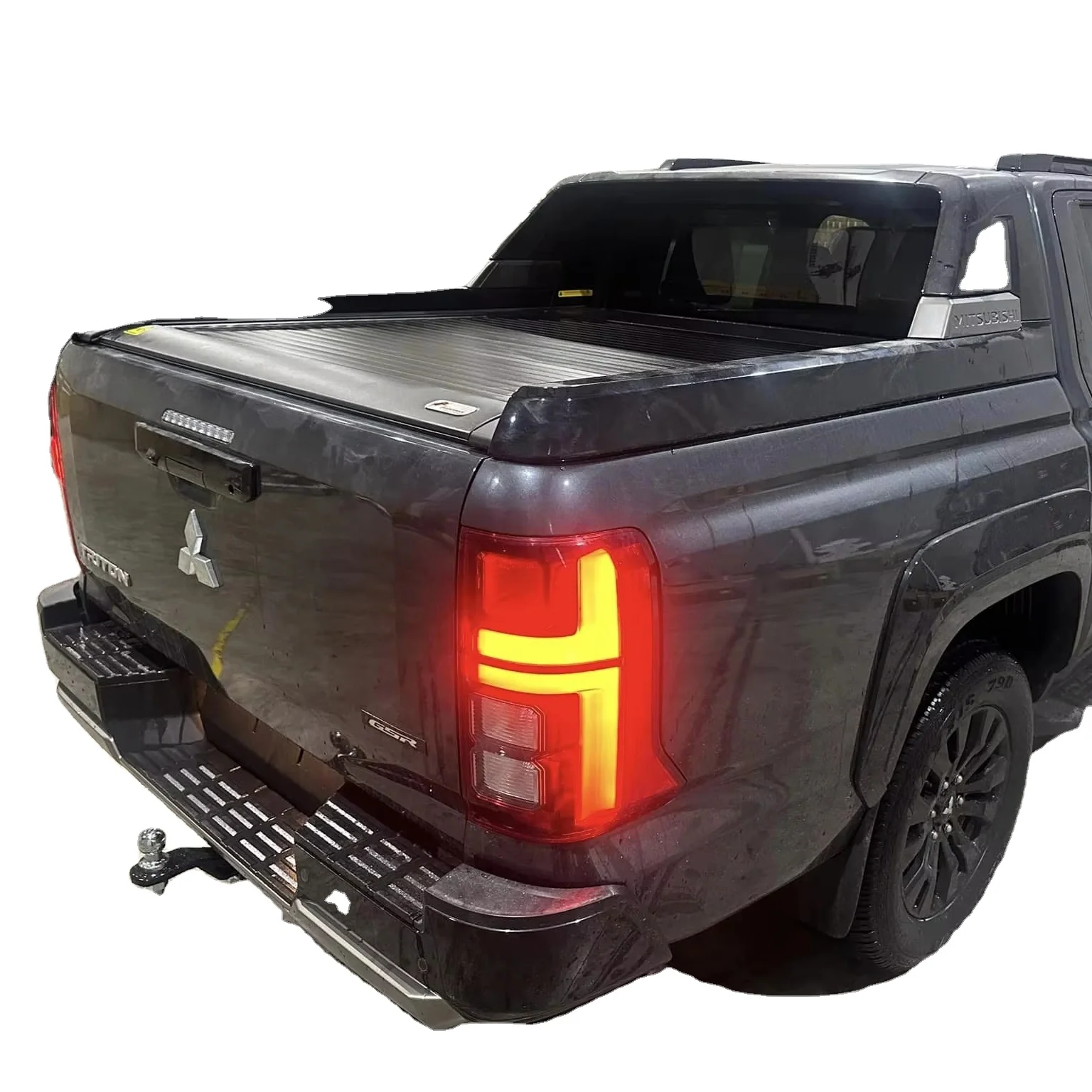 Factory Direct 4x4 Offroad Aluminum Auto Tonneau Cover Roller Shutter for mitsubishi Triton L200 2024
Factory Direct 4x4 Offroad Aluminum Auto Tonneau Cover Roller Shutter for mitsubishi Triton L200 2024