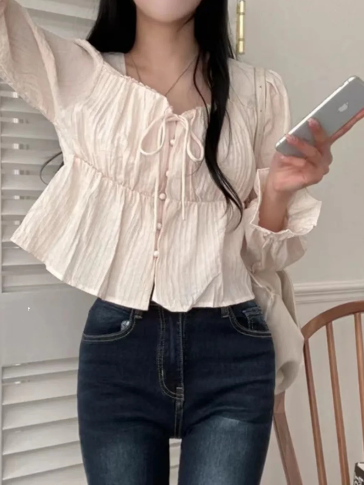 Chic ort Bubble Sve Doll irt Women's Sweet Design Sense Belt Korean Sle Loose Fit Long Sve Square Collar Top
Chic ort Bubble Sve Doll irt Women's Sweet Design Sense Belt Korean Sle Loose Fit Long Sve Square Collar Top