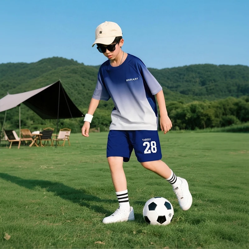 Gradient Color Children's Sportswear Short Sleeved T-shirt Letter Printed Shorts Soft Quick Drying Clothes Boys' Sportswear Set
Gradient Color Children's Sportswear Short Sleeved T-shirt Letter Printed Shorts Soft Quick Drying Clothes Boys' Sportswear Set