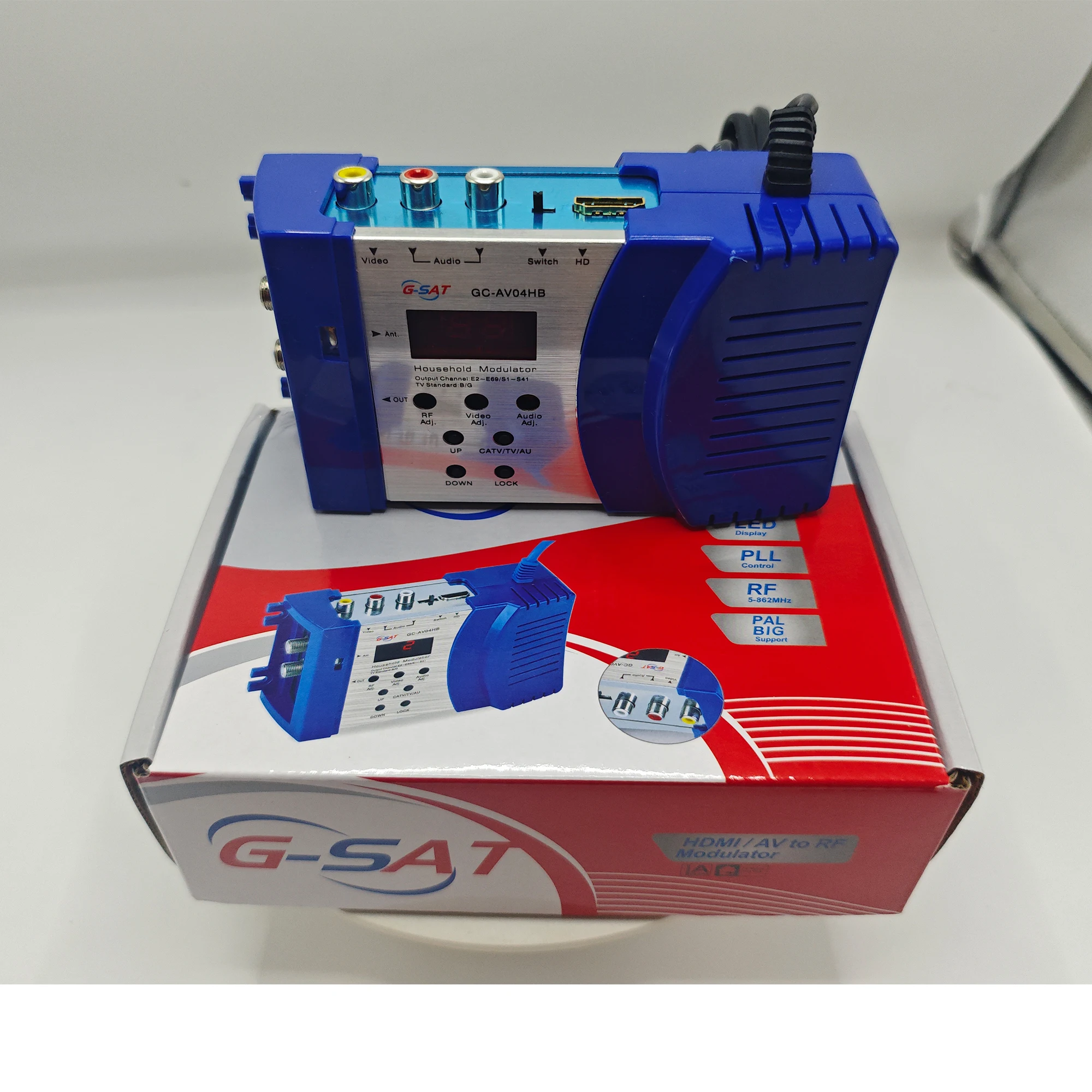 1-канальный HD Av к аналоговому модулятору, телевизионному кабелю Catv, гостиничного кабеля HDMI к RF CVBS av к RF PAL NTSC, секму Регулируемая частота
1-канальный HD Av к аналоговому модулятору, телевизионному кабелю Catv, гостиничного кабеля HDMI к RF CVBS av к RF PAL NTSC, секму Регулируемая частота