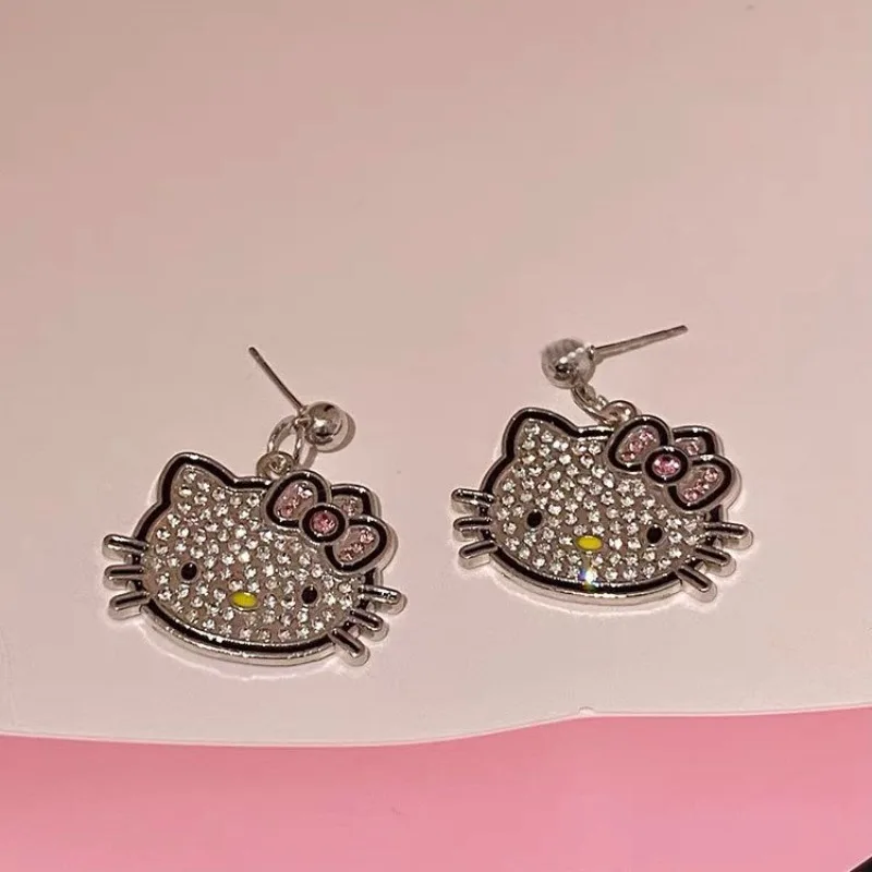 Cute Hello Kitty Niche Sweet and Cool Diamond Studded Earrings Female Personality Temperament, Best Friend, Small Accessories
Cute Hello Kitty Niche Sweet and Cool Diamond Studded Earrings Female Personality Temperament, Best Friend, Small Accessories