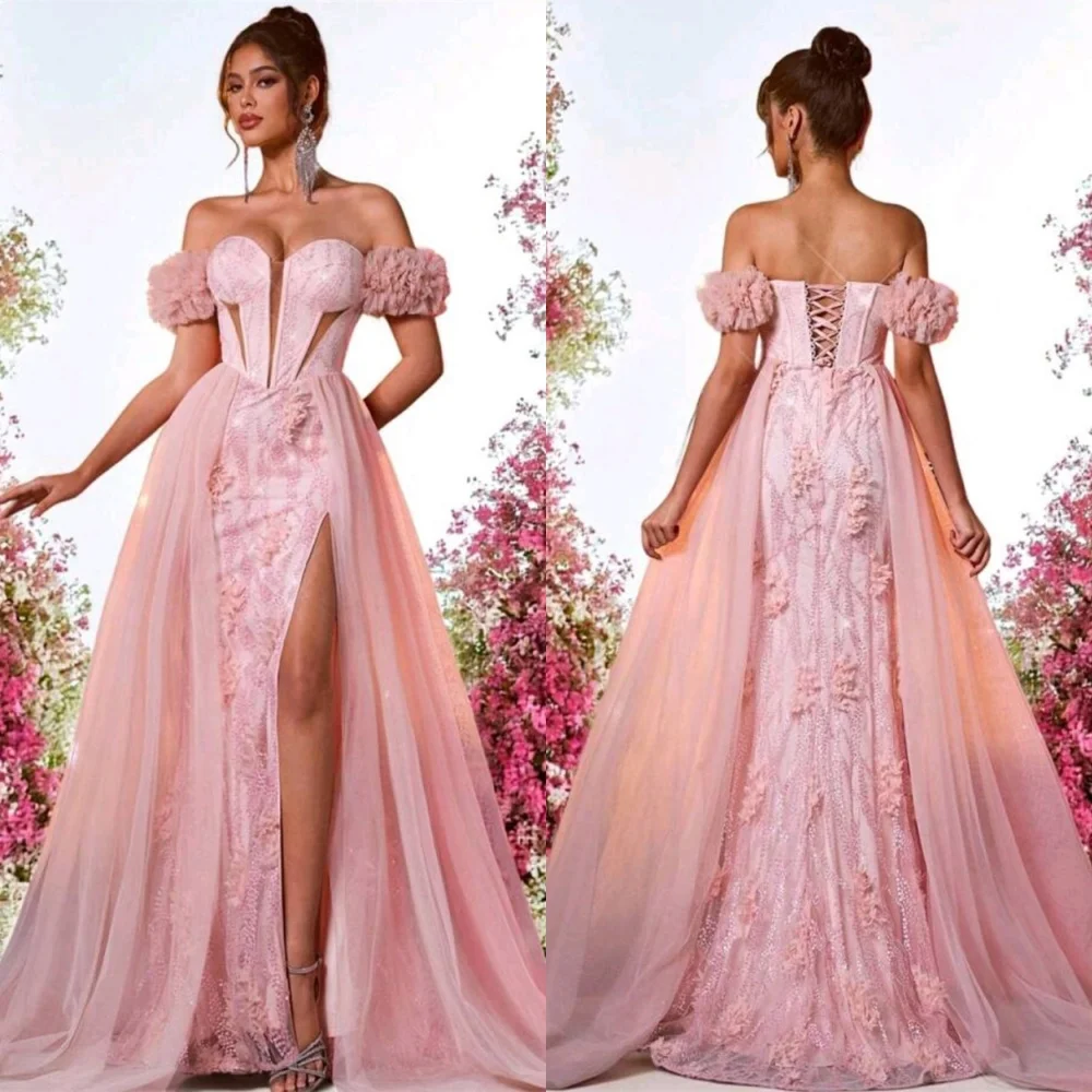 Customized Exquisite Pink Tulle Homecoming Dress Delicate Sweetheart Off the Shoulder Appliques Lace Up Back Robe de soirée
Customized Exquisite Pink Tulle Homecoming Dress Delicate Sweetheart Off the Shoulder Appliques Lace Up Back Robe de soirée