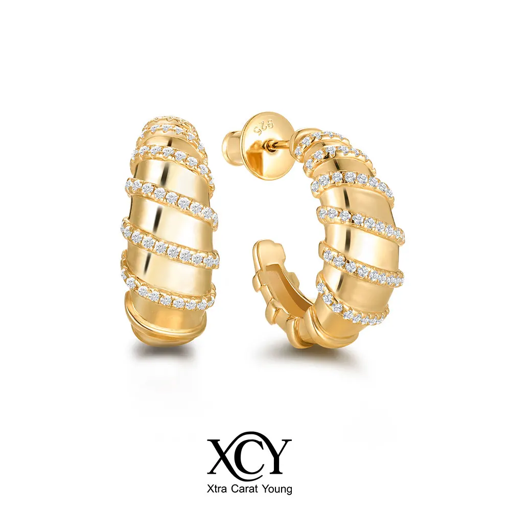 XCY 14K Gold Plated Moissanite Hoop Earrings 925 Sterling Silver Hypoallergenic Luxury Huggie Earrings Jewelry for Women Gift
XCY 14K Gold Plated Moissanite Hoop Earrings 925 Sterling Silver Hypoallergenic Luxury Huggie Earrings Jewelry for Women Gift
