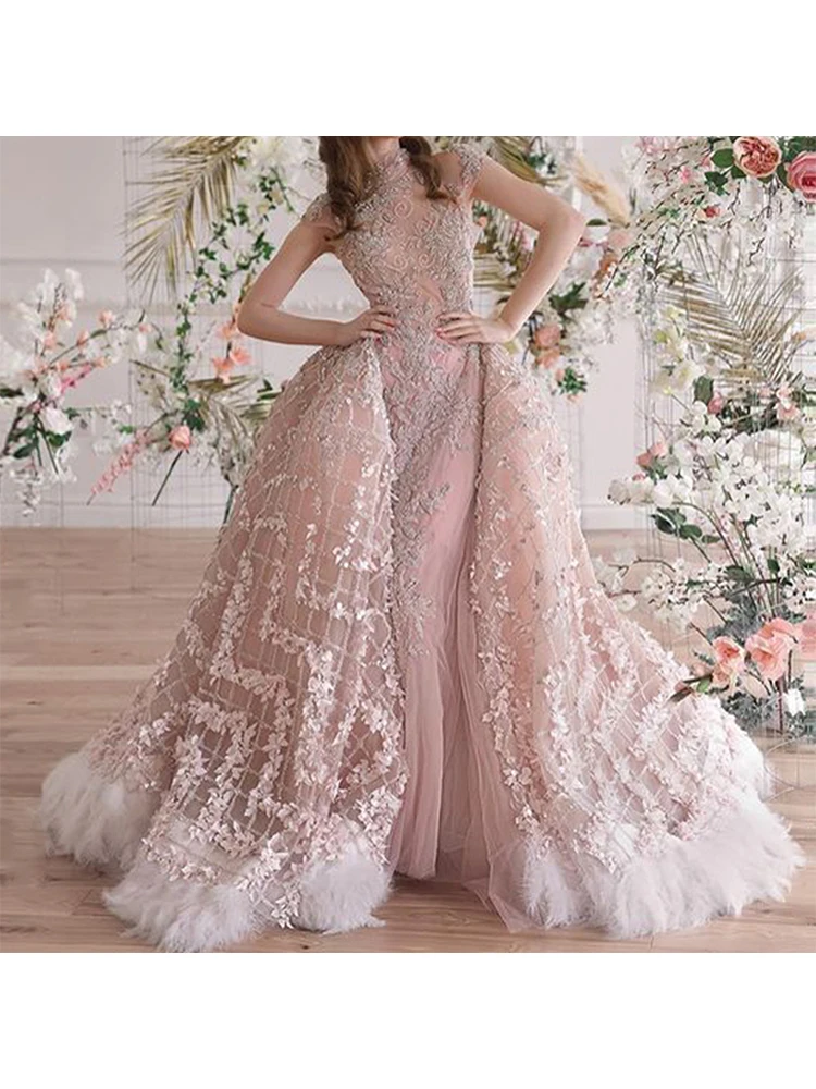 2024 Luxury High Neck Appliqued Bridal Gowns Lace Feathers Wedding Dress with Detachable Train Robe De Soirée
2024 Luxury High Neck Appliqued Bridal Gowns Lace Feathers Wedding Dress with Detachable Train Robe De Soirée