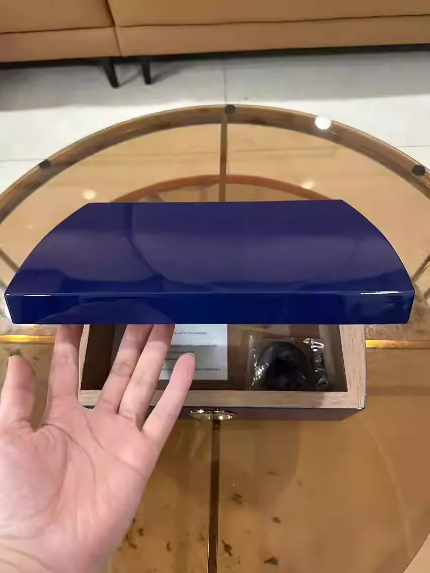 New 80-100 Count Dark Blue Piano Lacquer Cigar Humidor Personal Collection Gift Choice 
New 80-100 Count Dark Blue Piano Lacquer Cigar Humidor Personal Collection Gift Choice