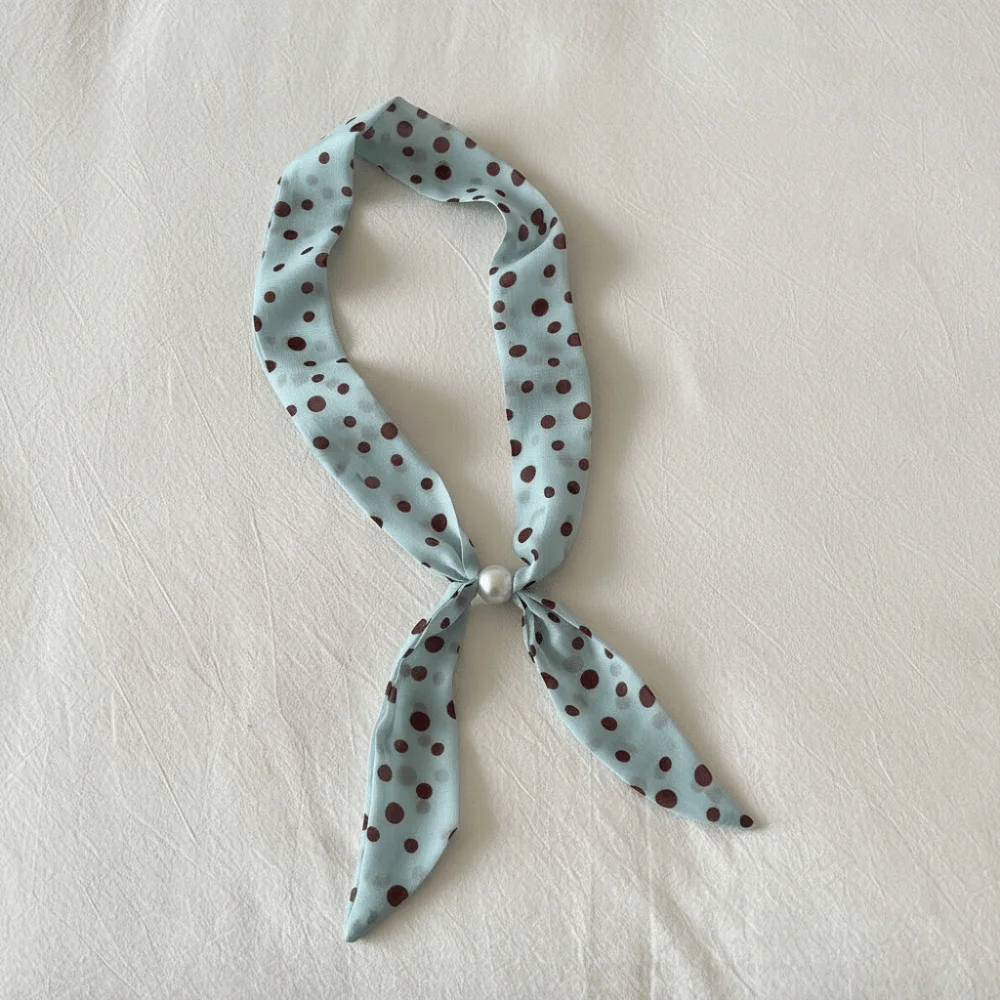 Gift Vintage Thin Polka Dot Neckerchief Pearl Beads Silk Scarf Necklace Long Narrow French Style Choker Scarf Shirt Collar
Gift Vintage Thin Polka Dot Neckerchief Pearl Beads Silk Scarf Necklace Long Narrow French Style Choker Scarf Shirt Collar