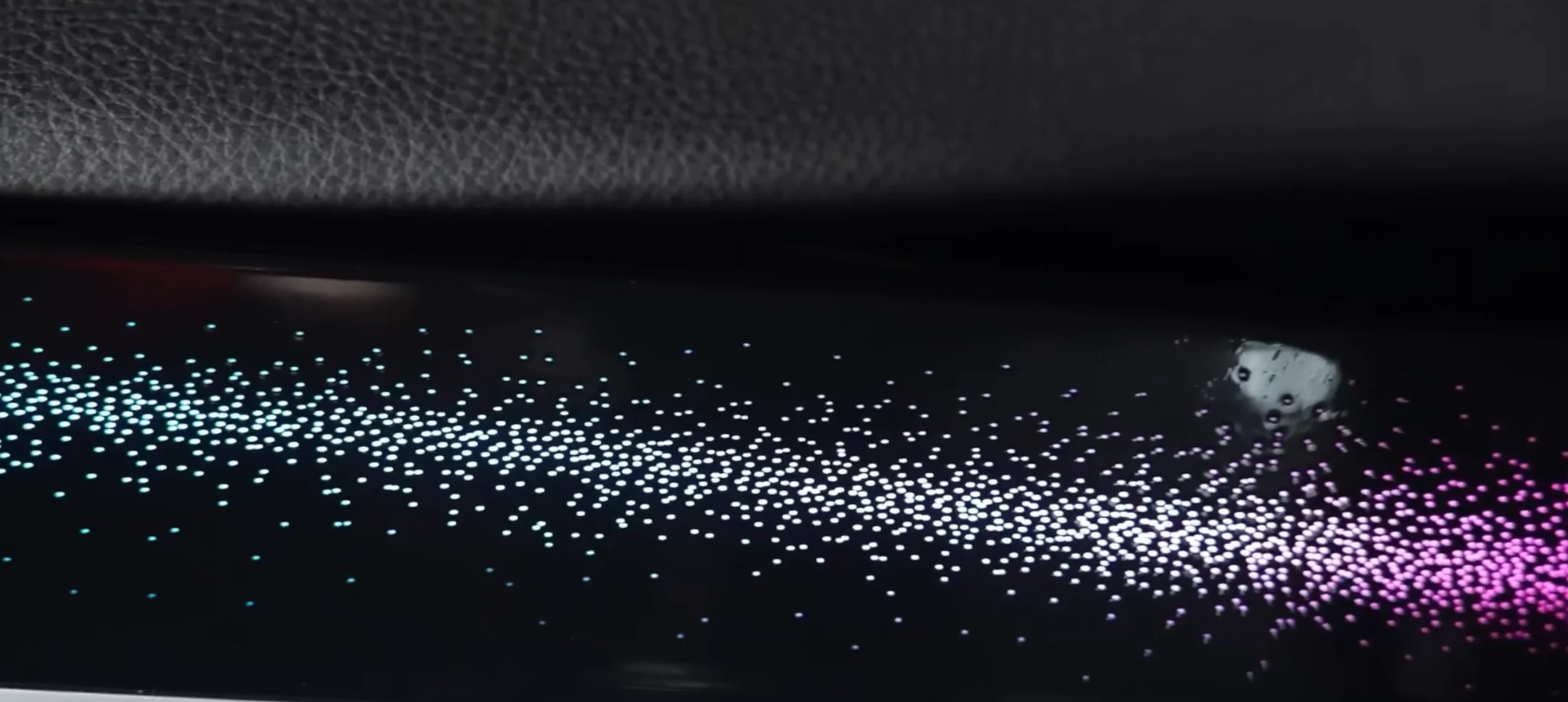 256-Color Symphony LED Automotive Interior Ambient Light for BMW 7 Series F01/F02 2008-2015 Decorative Accessories Upgrade
256-Color Symphony LED Automotive Interior Ambient Light for BMW 7 Series F01/F02 2008-2015 Decorative Accessories Upgrade