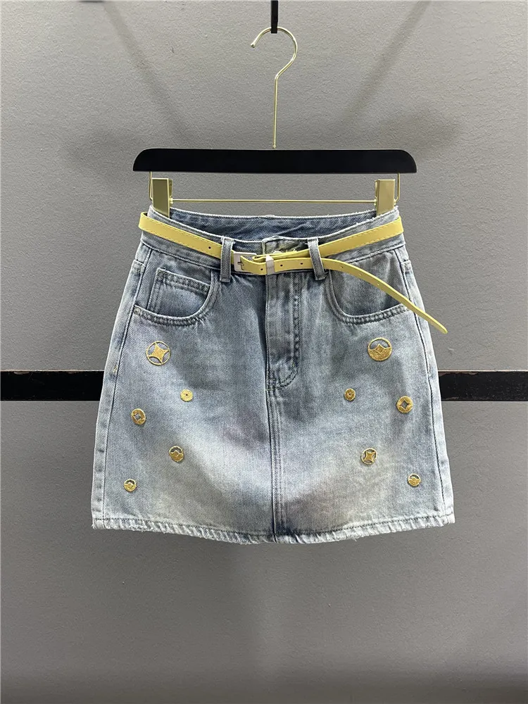 Retro Embroidered Denim High Waist A-Line Skirt Women's Fashion Versatile Slimming Short Skirt Spring Summer New Arrival
Retro Embroidered Denim High Waist A-Line Skirt Women's Fashion Versatile Slimming Short Skirt Spring Summer New Arrival