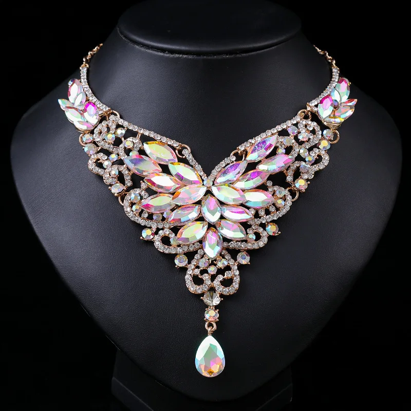 European and American Accessories, Vintage Necklace Set, Women's Crystal Banquet Dress Accessories, Collarbone Chain
European and American Accessories, Vintage Necklace Set, Women's Crystal Banquet Dress Accessories, Collarbone Chain