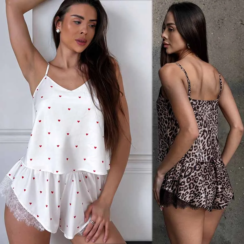 Sexy Women Satin Heart Print Pajamas Strap Top Lace Trim Shorts Sleepwear Set Comfortable Breathable Home Clothes Nightwear
Sexy Women Satin Heart Print Pajamas Strap Top Lace Trim Shorts Sleepwear Set Comfortable Breathable Home Clothes Nightwear