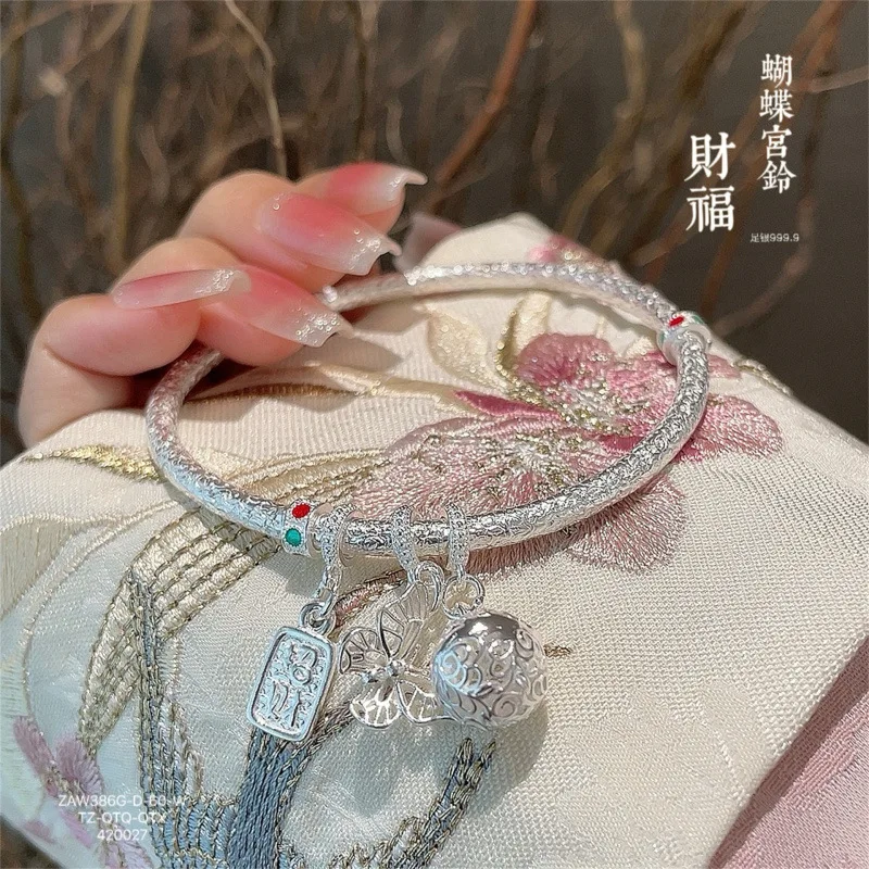 Silver 999.9 Irregular Pattern Oil Drop Nafu Solid Closed Bracelet
Silver 999.9 Irregular Pattern Oil Drop Nafu Solid Closed Bracelet