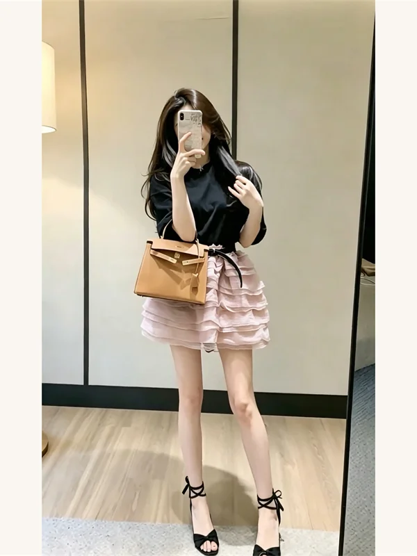 Chic Summer Outfit Pink And Black Splice Casual Set with Fluffy Dress Korean Style Women's Fashion Ensemble High Waist round ...
Chic Summer Outfit Pink And Black Splice Casual Set with Fluffy Dress Korean Style Women's Fashion Ensemble High Waist round ...
