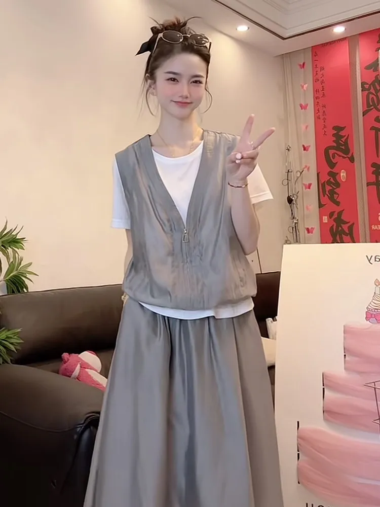 Korean Design Sensation Short Sleeve Half Skirt Set Summer New Style Slimming Age Reducing Two Piece Set Fashionable And Stylish
Korean Design Sensation Short Sleeve Half Skirt Set Summer New Style Slimming Age Reducing Two Piece Set Fashionable And Stylish