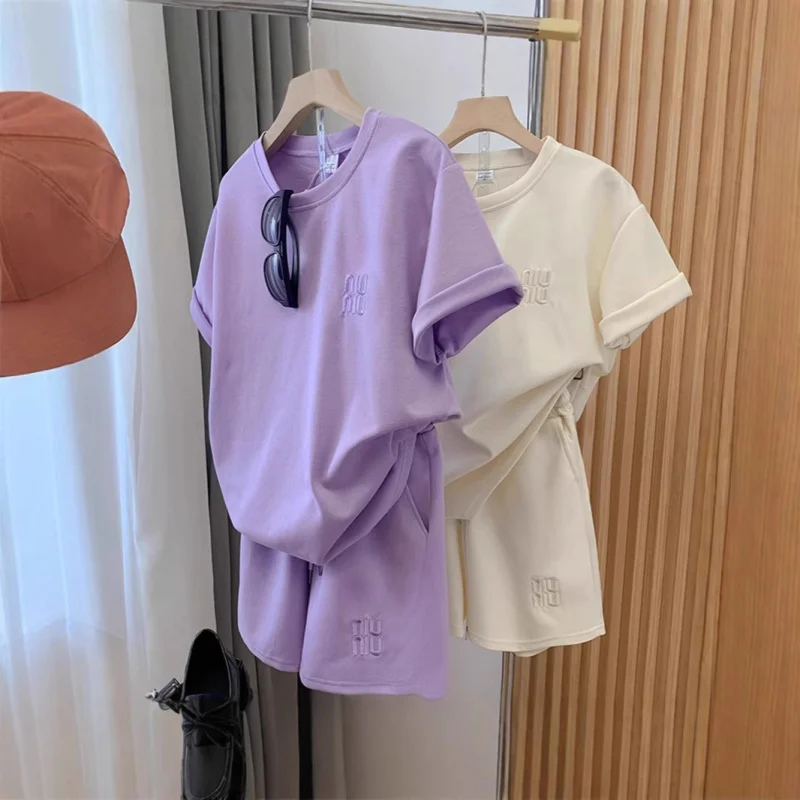 Summer New Cotton-Like Embroidered Cross-Border Casual Set for Women, Sports Outerwear Versatile Slimming Shorts and Short Sleev
Summer New Cotton-Like Embroidered Cross-Border Casual Set for Women, Sports Outerwear Versatile Slimming Shorts and Short Sleev