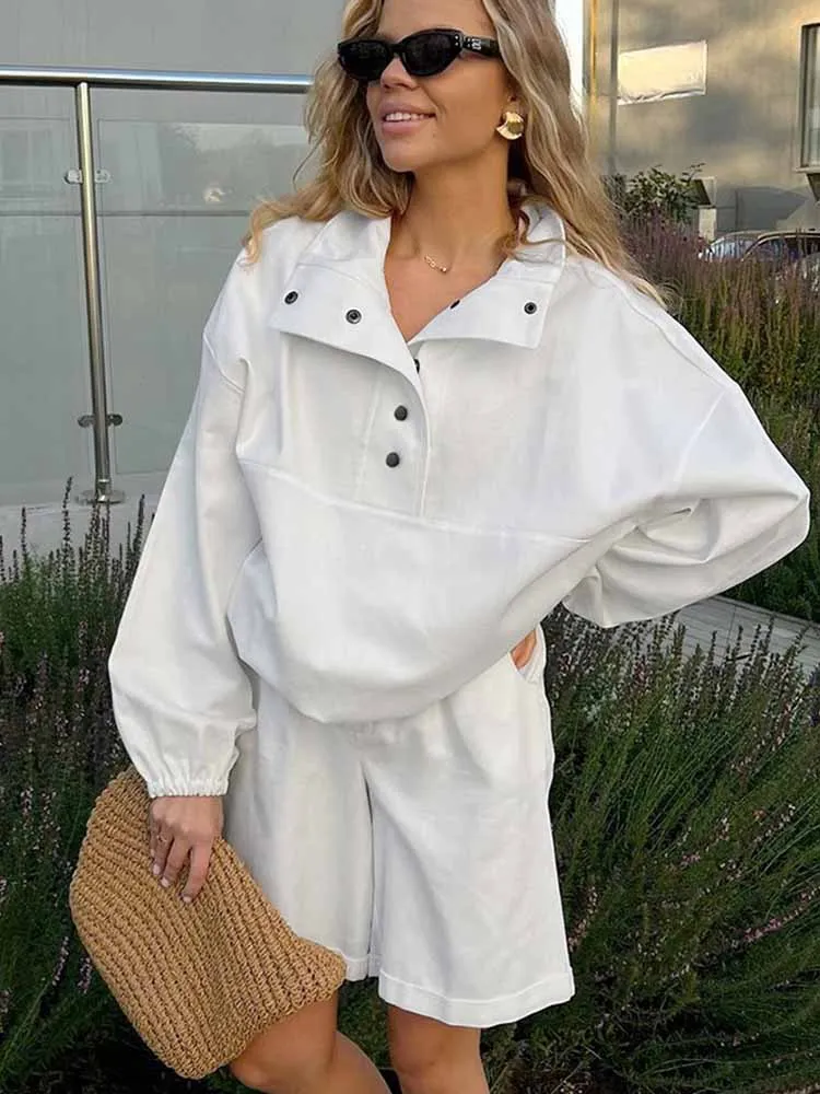 BKQU Spring Two Piece Sets Women Casual Long Sleeve Button Pullover Sweatshirt Loose Wide Leg Shorts Outfits Lady Tracksuit 2025
BKQU Spring Two Piece Sets Women Casual Long Sleeve Button Pullover Sweatshirt Loose Wide Leg Shorts Outfits Lady Tracksuit 2025