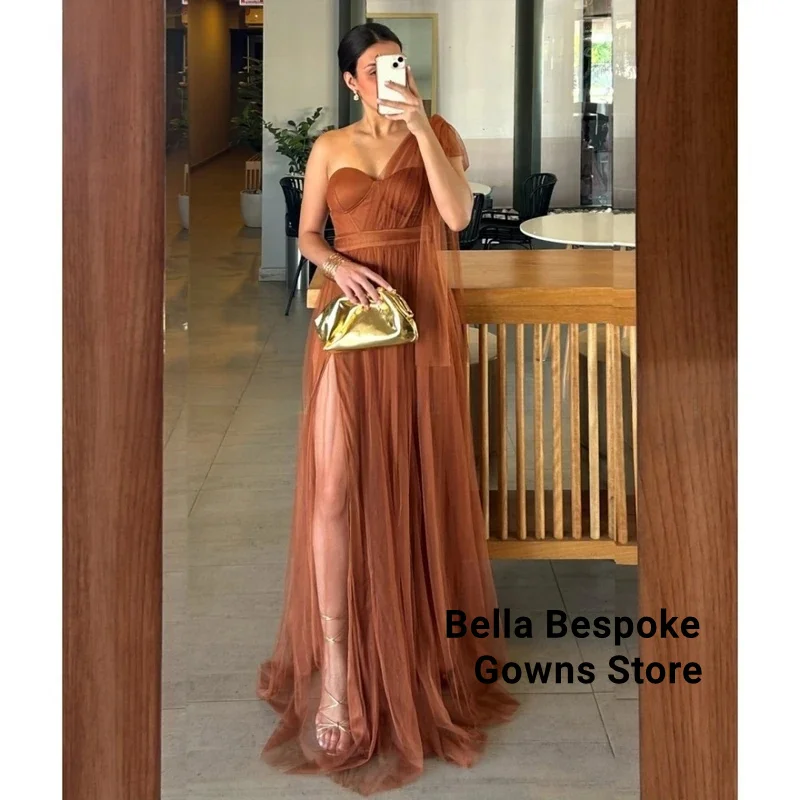Brown Slanted Shoulders Strapless robes de soirée Mesh Fabric Side Slit Party Dresses Floor-Length Prom Dress customized
Brown Slanted Shoulders Strapless robes de soirée Mesh Fabric Side Slit Party Dresses Floor-Length Prom Dress customized