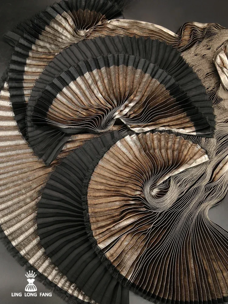 Бронзовая плиссированная ткань, толстый шифон для дизайнеров одежды, швейная ткань, оптовая продажа, ткань, материал «сделай сам» 
Бронзовая плиссированная ткань, толстый шифон для дизайнеров одежды, швейная ткань, оптовая продажа, ткань, материал «сделай сам»