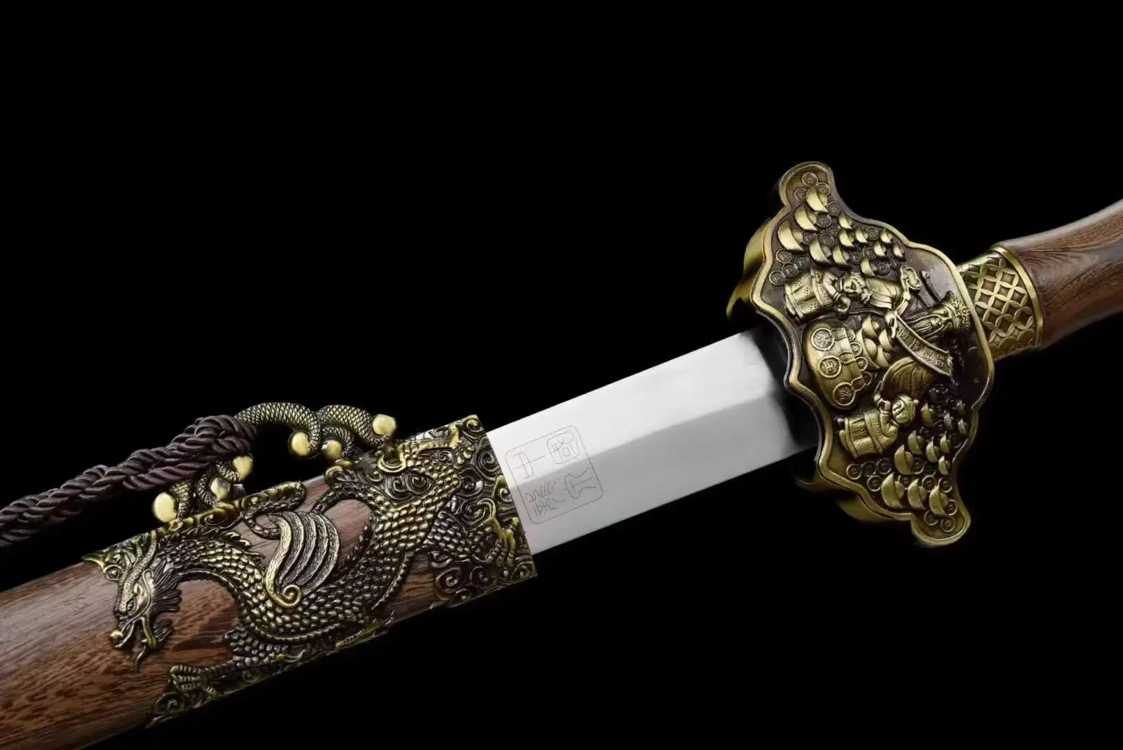 Cosplay traditional Chinese auspicious sword God of Wealth Katana Carbon steel Gift practicing martial arts Sports Not sharp
Cosplay traditional Chinese auspicious sword God of Wealth Katana Carbon steel Gift practicing martial arts Sports Not sharp