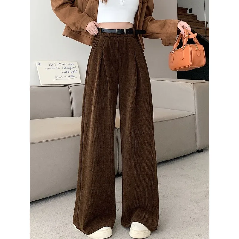 Новый осенне-зимний универсальный дизайн для пухлых девушек создают стройнее. Узкие широкие брюки с высокой талией и узкой талией, длинные ноги
Новый осенне-зимний универсальный дизайн для пухлых девушек создают стройнее. Узкие широкие брюки с высокой талией и узкой талией, длинные ноги