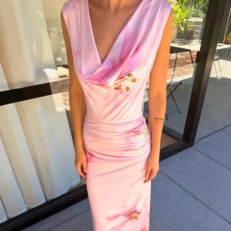 Vacation style wavy collar pleated design slim fit dress casual and fashionable sleeveless printed summer new long dress
Vacation style wavy collar pleated design slim fit dress casual and fashionable sleeveless printed summer new long dress