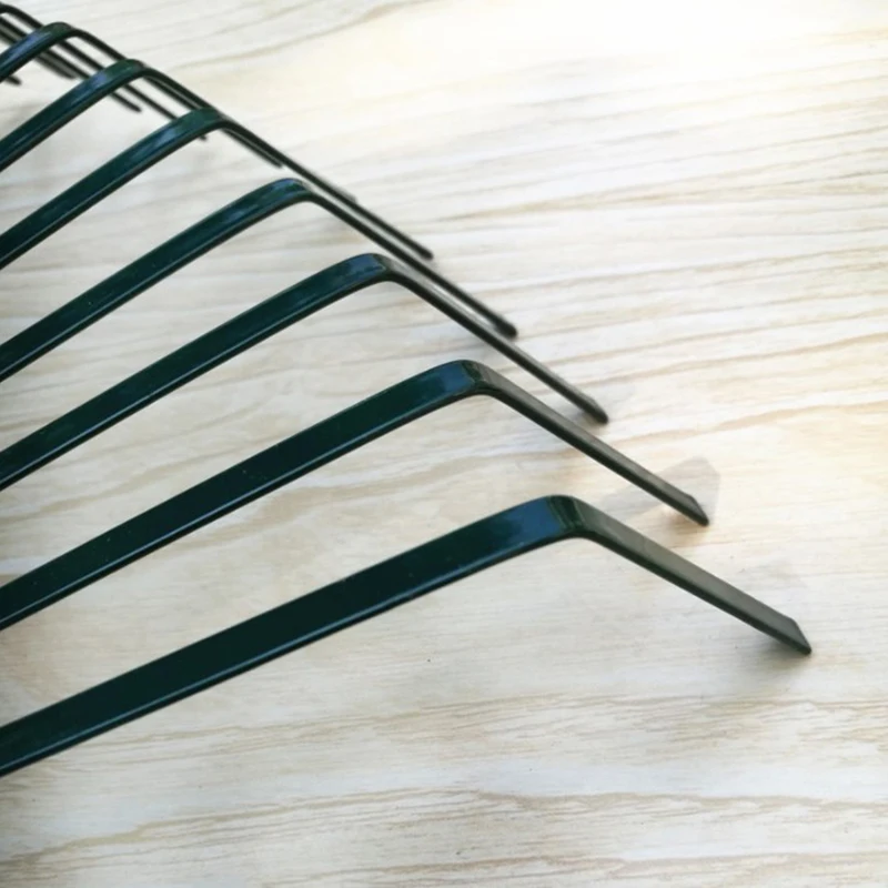 ^1Pc Shrub Rake Head 22 Toothed Garden Tool Grass Broom Shaped Steel Wire Non Toxic Agriculture Deciduous High Carbon Steel
^1Pc Shrub Rake Head 22 Toothed Garden Tool Grass Broom Shaped Steel Wire Non Toxic Agriculture Deciduous High Carbon Steel